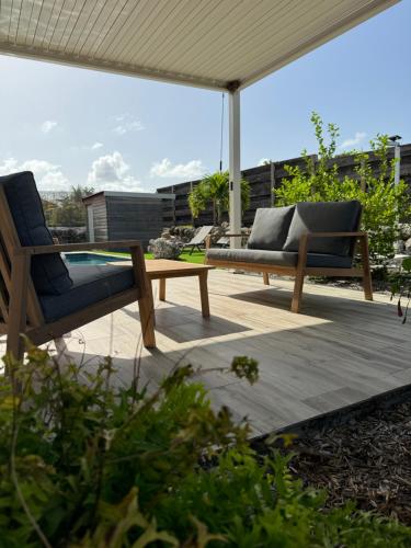 Facilities, Nakolodge - 2 chambres -piscine et jardin privatifs in Berard