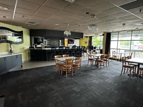 Restoran, Best Western Little River Inn in Simcoe (ON)