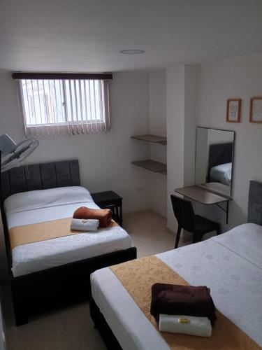Hotel Cafe Estrella – Armenia, MO