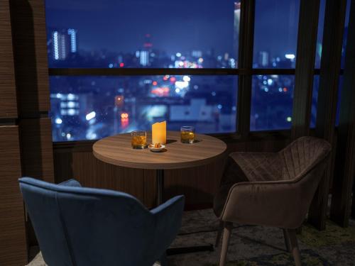 room detail thumbnail 1