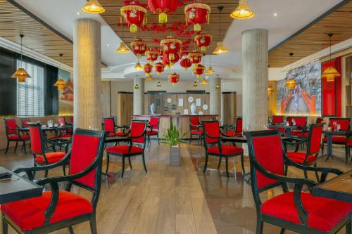 Bar/lounge, Sheraton Tunis Hotel in Tunis