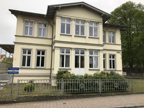 Ahlbeck Comfortable holiday residence in Ahlbeck, Deutschland