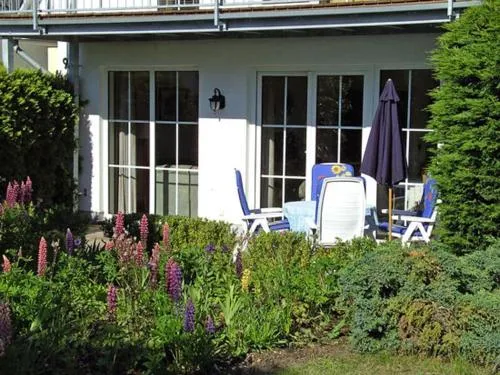 Sun, wind & waves Comfortable holiday residence in Breege, Deutschland