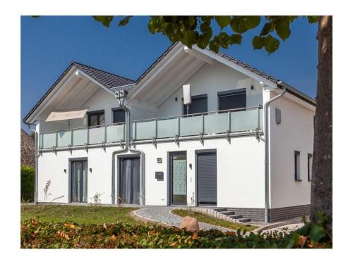 Three-master house no 2 in Breege, Deutschland