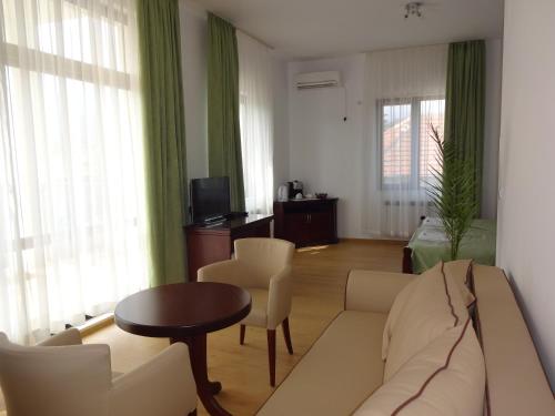 Guest House Nocturno - image 9