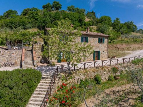 Kert, Villa Casale della Torre in Le Contesse
