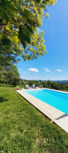 La croix des Landes gîte ou chambre d'hôte avec piscine à Chouvigny