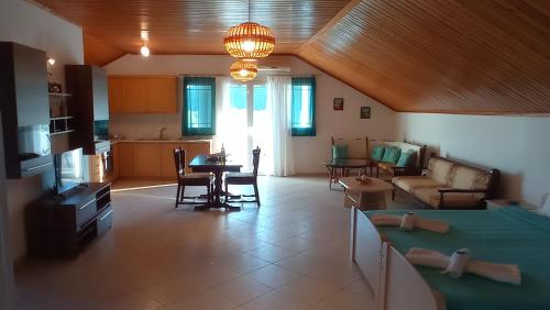 Acheron rooms in Ammoudia