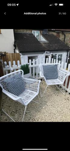 Newly Renovated 5 Star Cosy-Up Romantic Cottage NEAR LONGLEAT