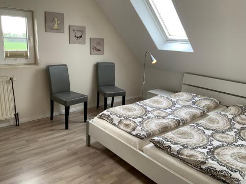 One-Bedroom Apartment image 10