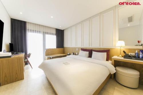 광주 충장로 일번지 부티크호텔 (Chungjangro Ilbeonji Boutique Hotel) 호텔 스위트룸