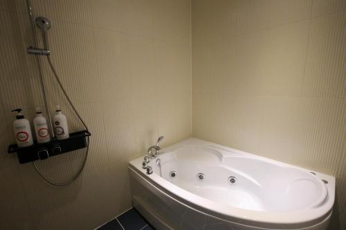 광주 충장로 일번지 부티크호텔 (Chungjangro Ilbeonji Boutique Hotel) 호텔 외관