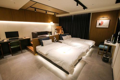 광주 충장로 일번지 부티크호텔 (Chungjangro Ilbeonji Boutique Hotel) 호텔 스위트룸