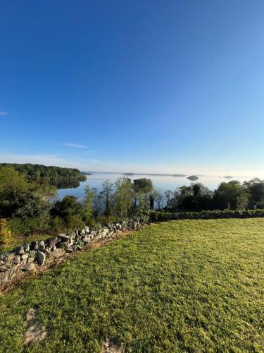 Lough Corrib Lodge - with private access to lake