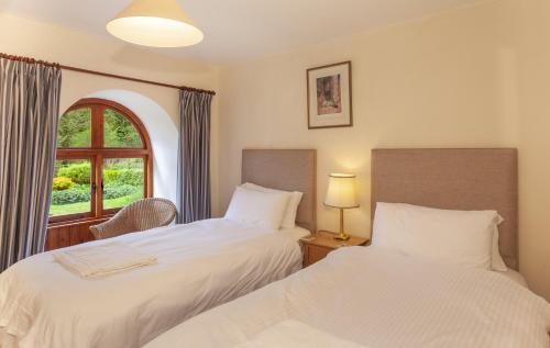 Mill Cottage - image 4