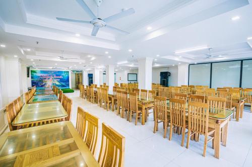 Huong Ly Hotel in Thanh Hoá / Sầm Sơn Beach