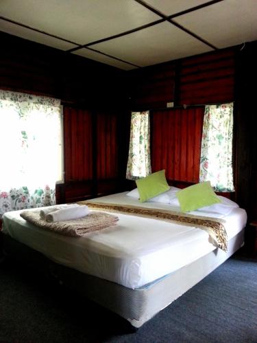 バンソンマネー ホームステイ (Bansonmanee Homestay) in カノム