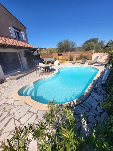 Villa avec piscine privée - Location, gîte - Cuers