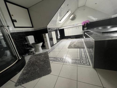 Bathroom, Cozy 3 bedroom bungalow in rural location in Ashwell