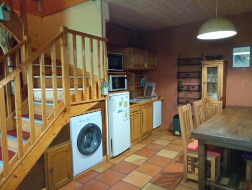 Konyha, Noyers du Soleil, Chambre d'hôte avec petit déjeuner à proximité de Gap (Noyers du Soleil, Chambre d'hote avec petit dejeuner a proximite de Gap) in Avançon