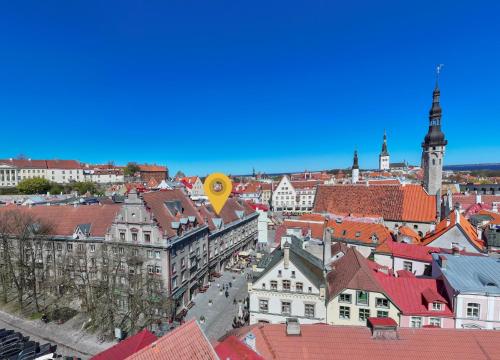 Revalia Old Town Hall Square Apartment, Tallinn (photo 8)