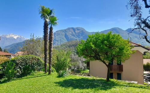 Holiday Home with lovely garden, Tremezzina