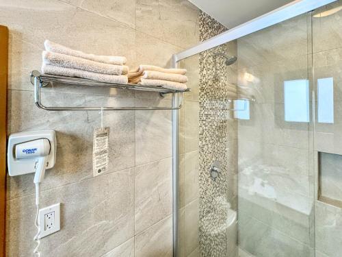 King Suite image 1