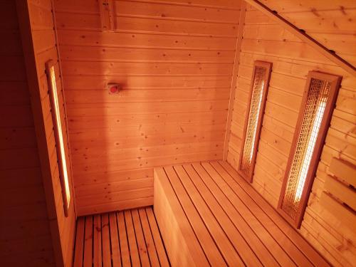 Szauna, Brónok-völgy Vendégház (Bronok-volgy Vendeghaz) in Erdőbenye