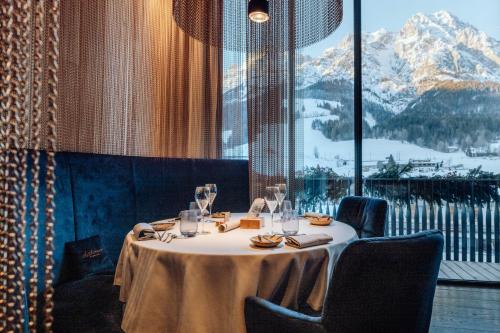 Hotel Riederalm 3