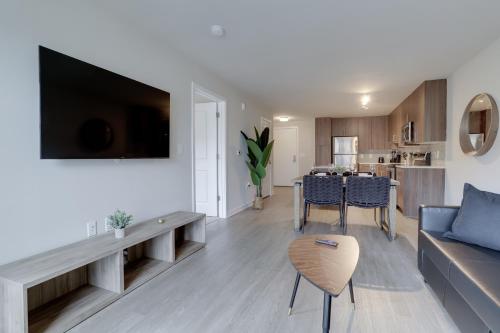 Charming Condo with Nice Amenities at Alexandria in Alexandria, USA