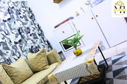 MOMBU -Immobilier in 自由市
