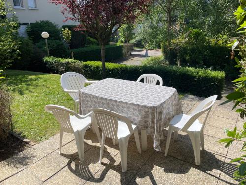 Les Frimousses Les Frimousses