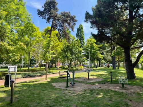 Les Frimousses Les Frimousses