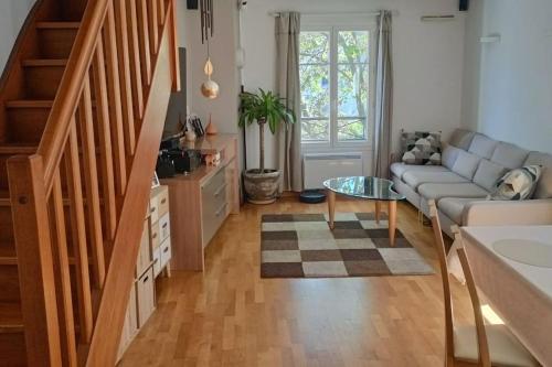 2 chambres au pied du métro - Location saisonnière - Maisons-Alfort