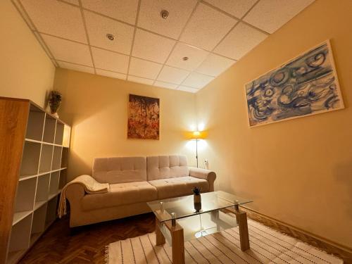 Cozy and quiet central apartment, Sofia (Foto 9)