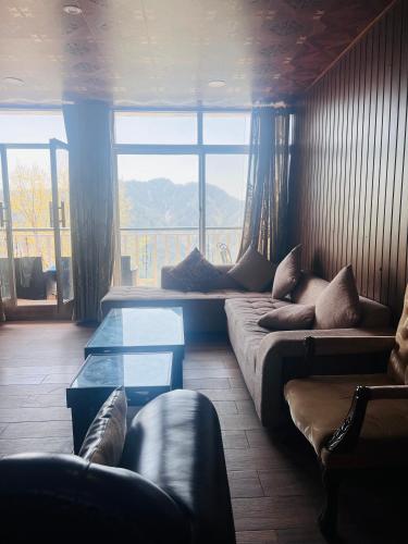 Blue sky Apartment - image 7