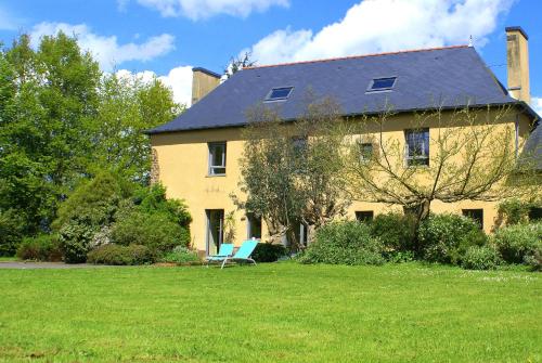 Manoir de la Haute Couplais - Chambre d'hôtes - Romillé