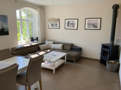Superior Two-Bedroom Apartment image 6