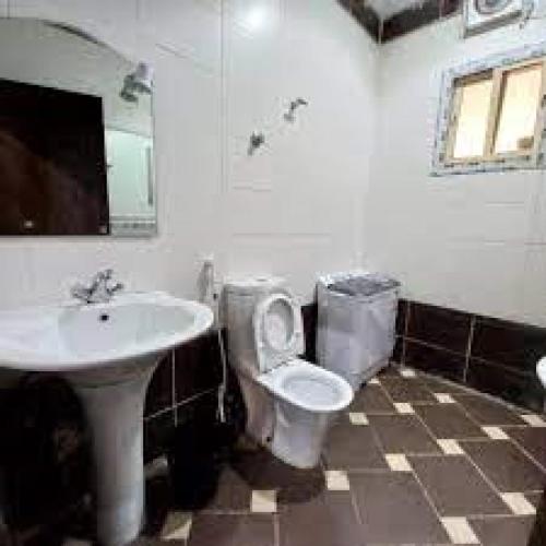 look house - image 12