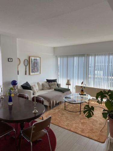 Charmant & licht appartement met groot L terras - Zicht op Mercator - Location saisonnière - Ostende