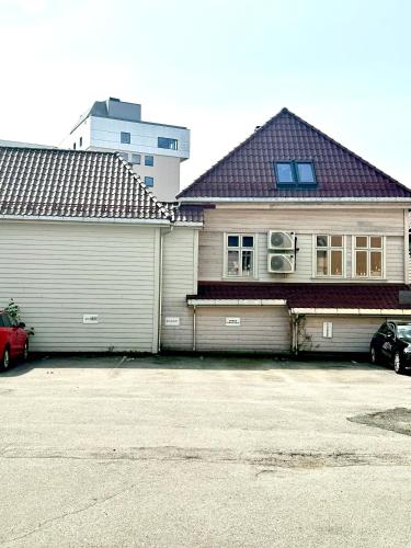 Kong Oscars gate 28 - 302 Kong Oscars gate 28 - 302