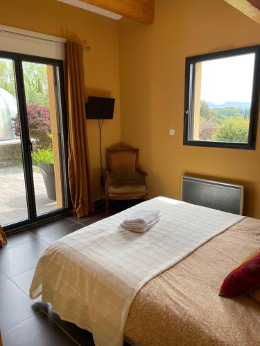 Chambre dans le jardin et sa SDB indépendante (Chambre dans le jardin et sa SDB independante) in Colonzelle