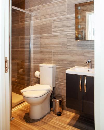Putera Puteri Residence – London