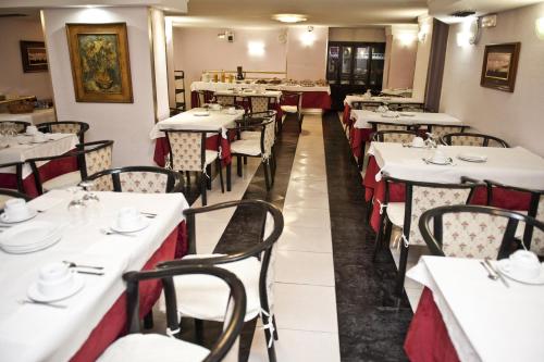 Hotel Arha Santander - image 10
