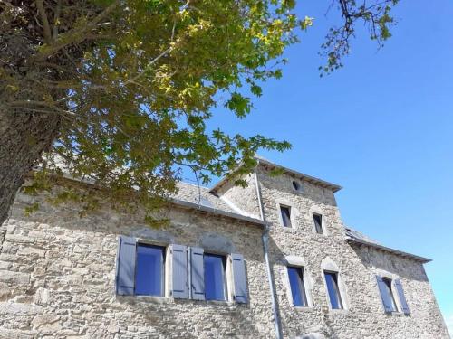 Maison d'exception avec Piscine et Spa - 8-15 personnes - Aveyron