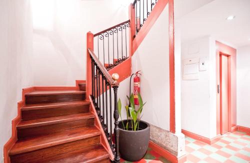 Apartamentos Puerta Del Sol IV - image 14