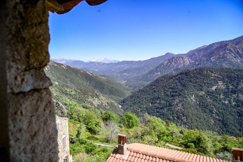 Lilou - Maison de village - Vue - Calme - Nature - by TGB