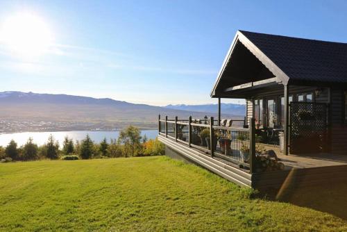 Charming Cabin close to Akureyri