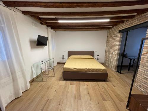 Loft for couples close to the Ghetto - image 2