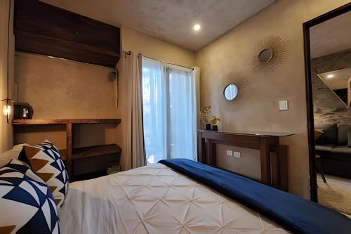 Loft Éfeso: ¡Un Refugio Moderno en ValQuirico! in Santeagueda, Mexico